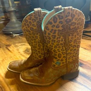 Girls, Ariat Boots, Size 12, Like new.